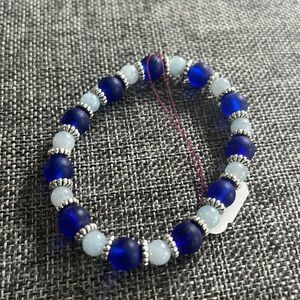 Glass dark light cobalt blue silver tone stretch on fit beaded beads bracelet